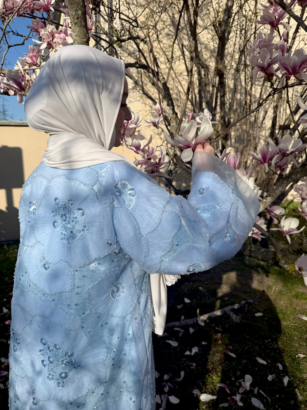 Rêve Floral Abaya – Bleu Céleste