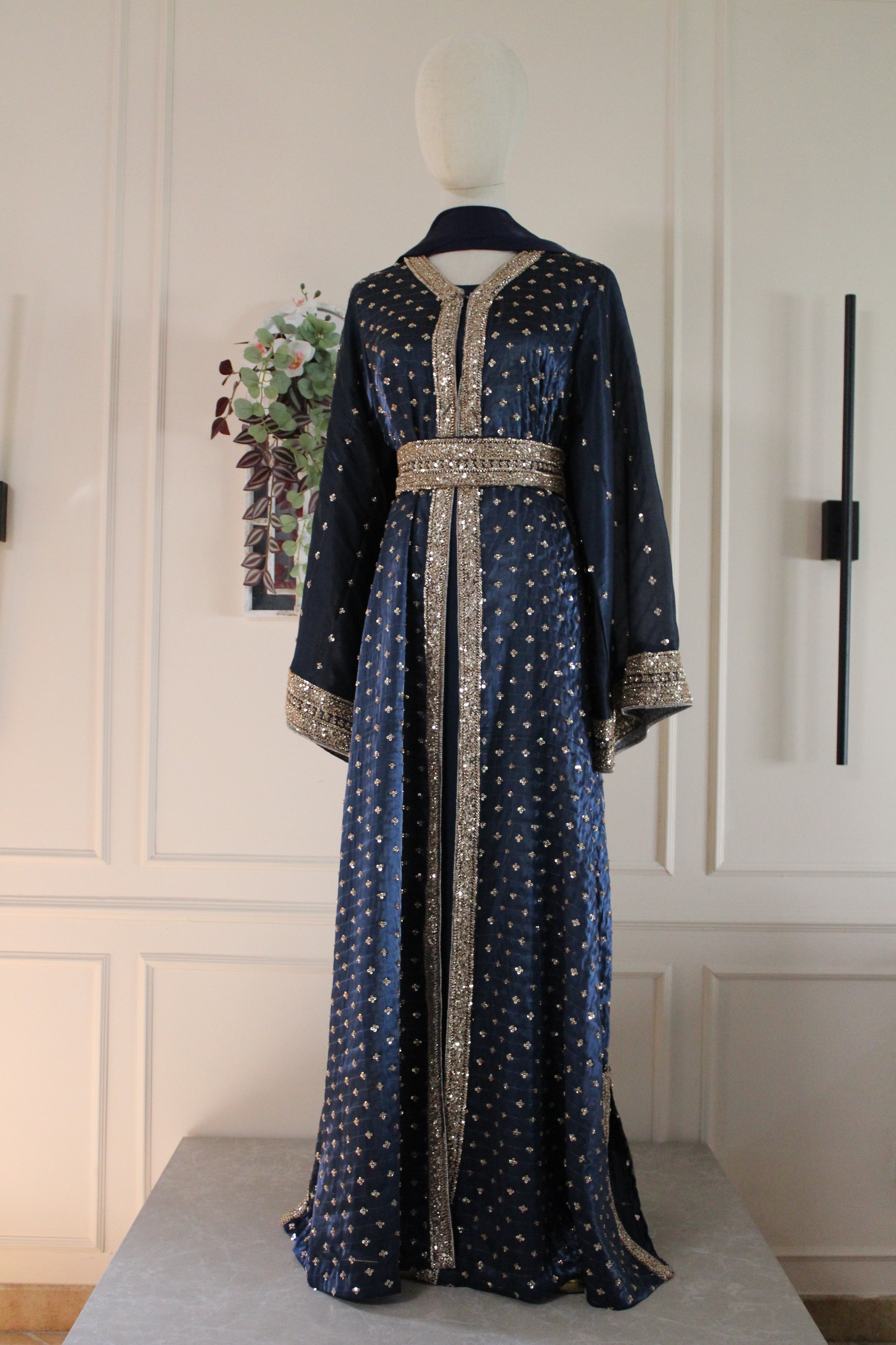 Navy Sapphire Abaya Set – Pearl Embroidered Silk Abaya with Belt | La Parure