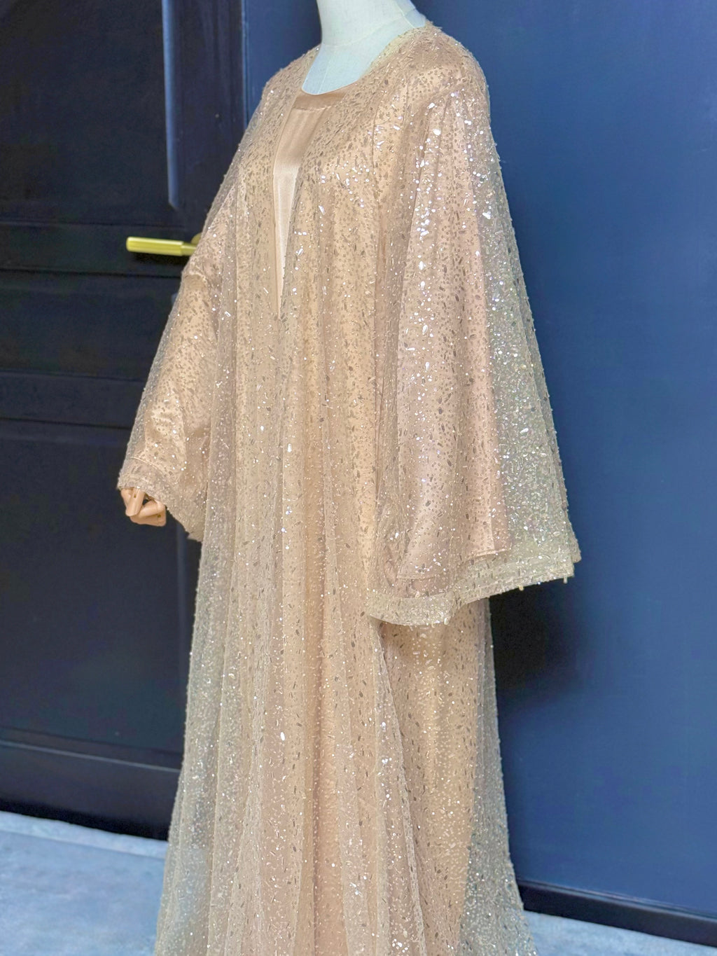Éclat Royal – Gold Abaya