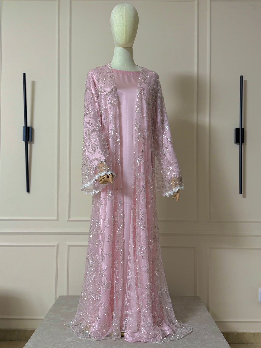Éclat Royal - Soft Pink Abaya