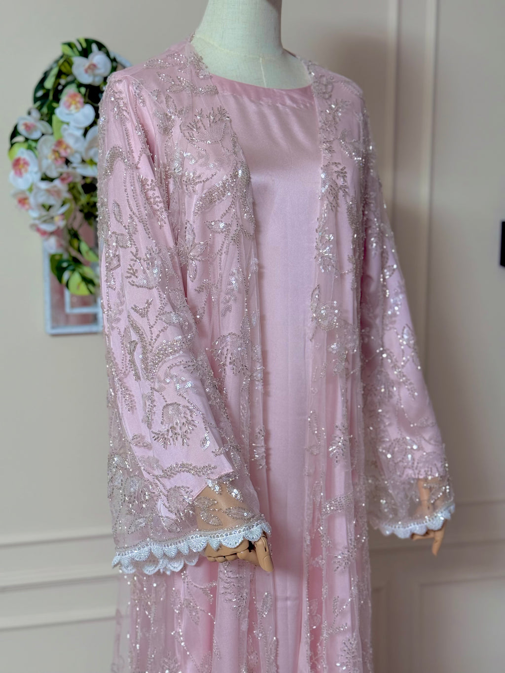 Éclat Royal - Soft Pink Abaya