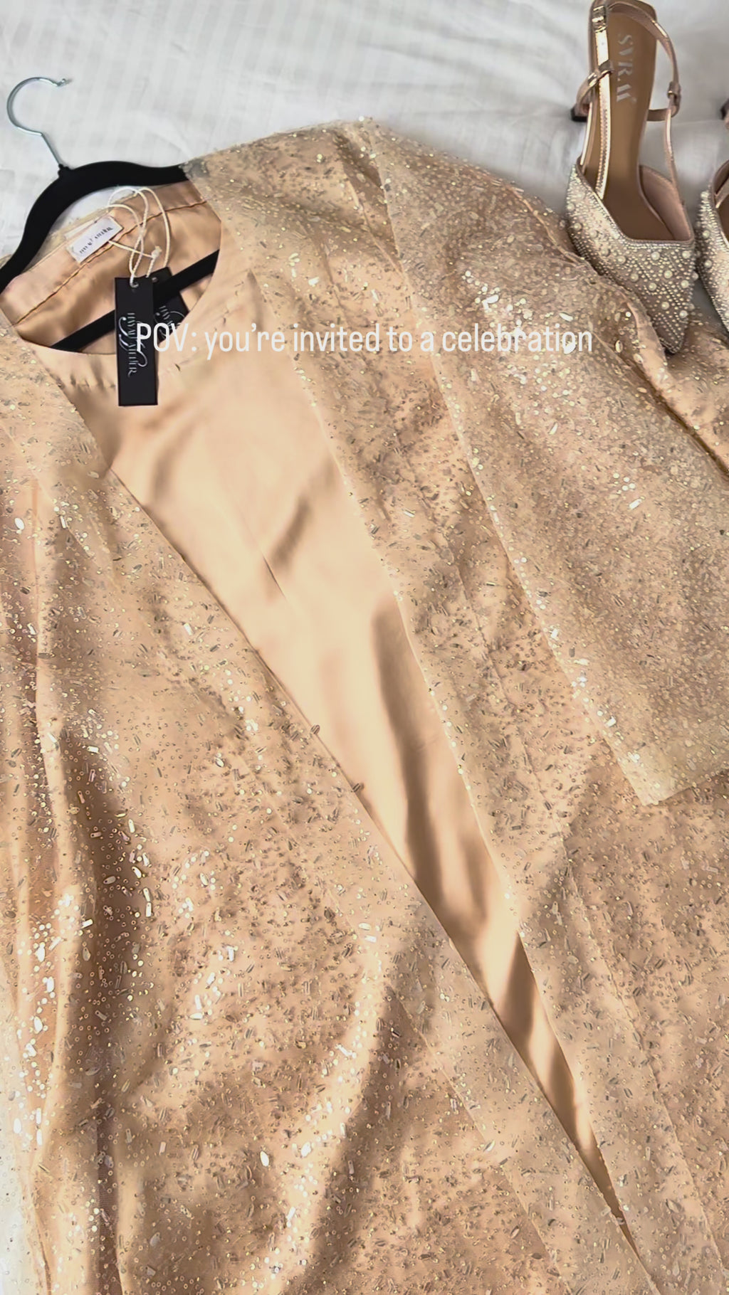 Éclat Royal – Gold Abaya